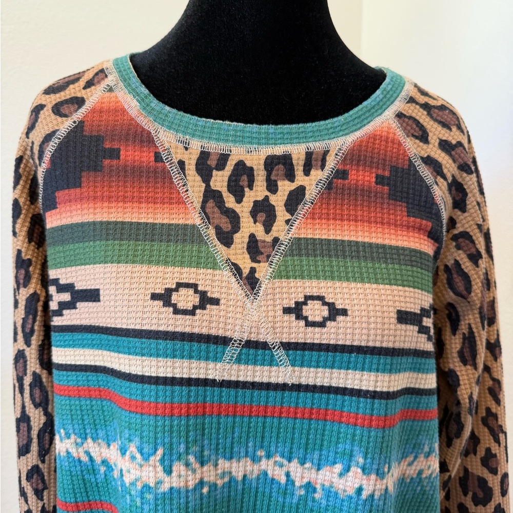 Western look waffle knit shirt with leopard accents-Oversized Small